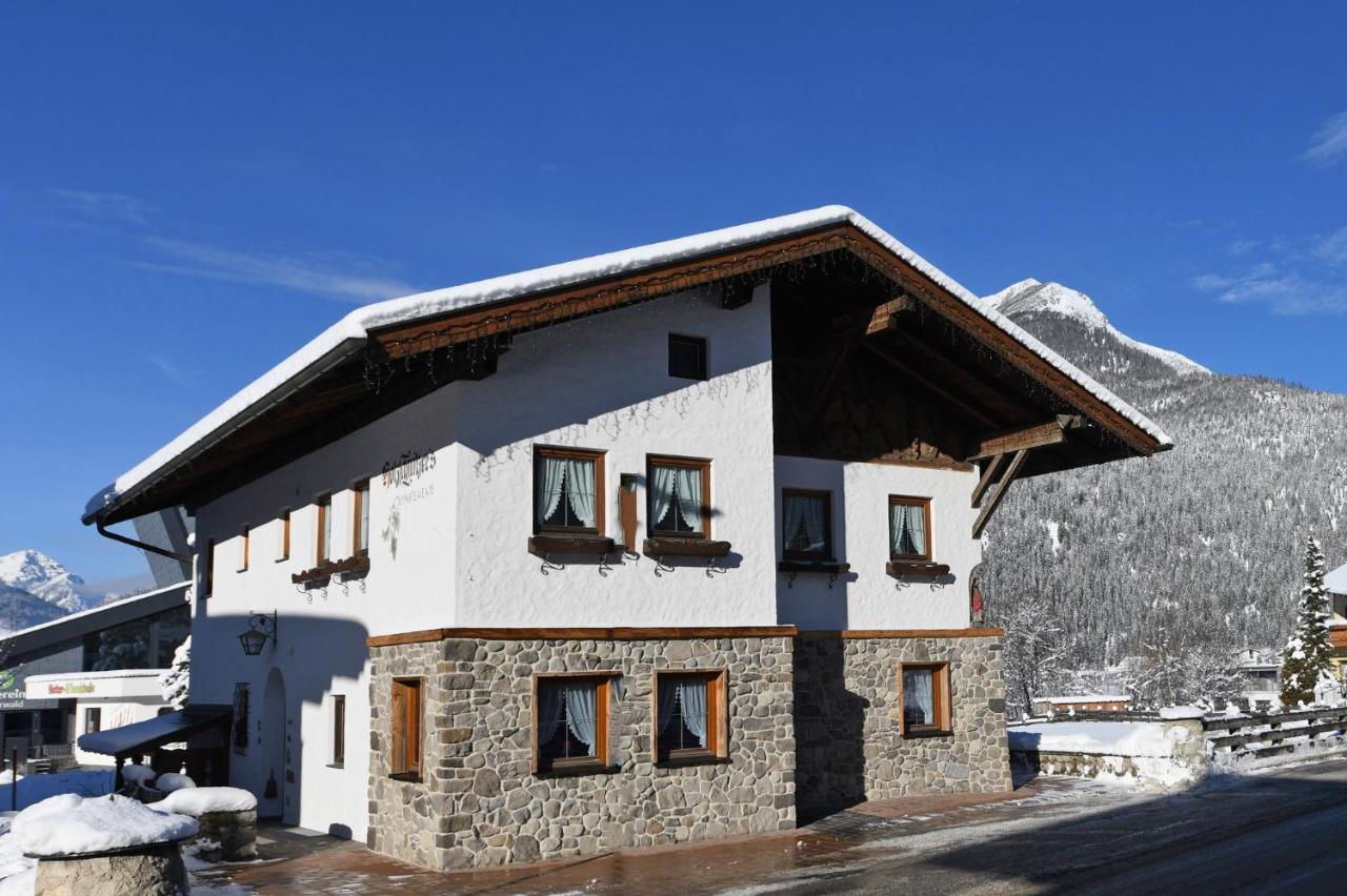 Holzschnitzers Appartements Ehrwald Ngoại thất bức ảnh